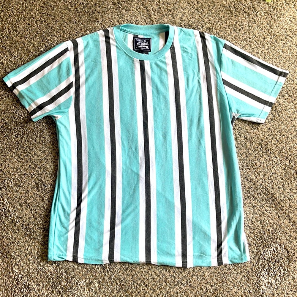 🌴Men’s Summer Tee🌴
